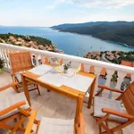 La Casa Di Marko Sea View With Jacuzzi And Sauna Apartamento *