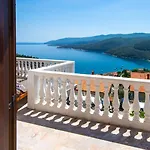 Apartamento La Casa Di Marko Sea View With Jacuzzi And Sauna