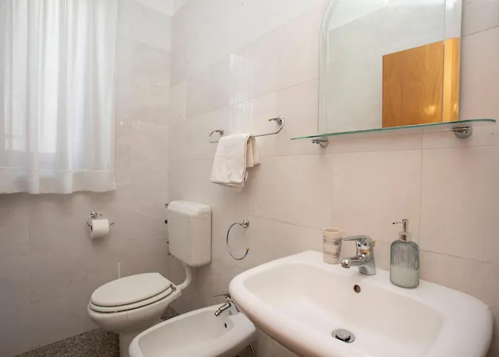 Appartement La Casa Di Marko Sea View With Jacuzzi And Sauna *