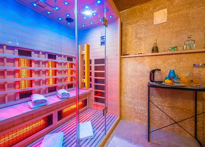La Casa Di Marko Sea View With Jacuzzi And Sauna Appartement