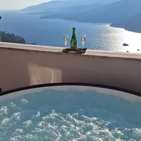 La Casa Di Marko Sea View Рабац