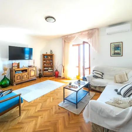 La Casa Di Marko Apartment Rabac