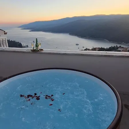 Апартаменты La Casa Di Marko Sea View Рабац